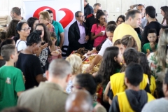 Projeto-Caminhão-Amigo-contempla-moradores-dos-bairros-Imperatriz-São-Francisco-e-Loteamento-Meller-Foto-de-Jhulian-Pereira-1